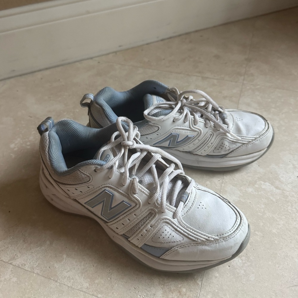 New Balance 409